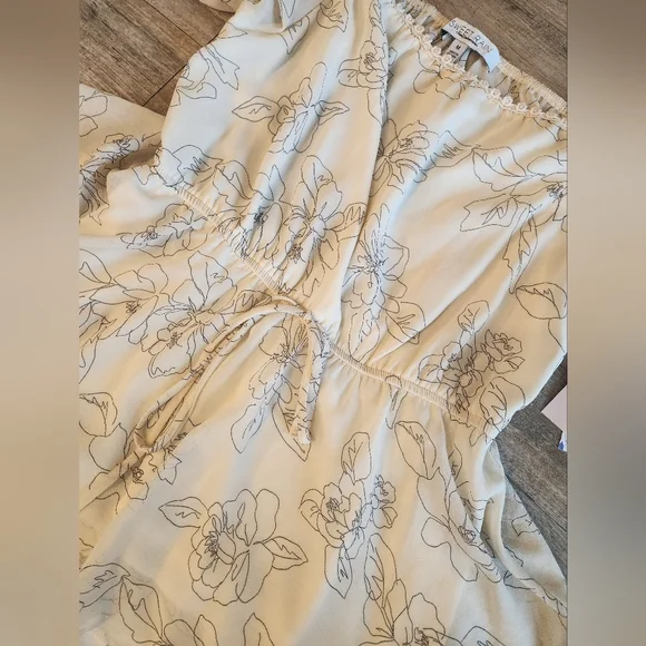 Sweet Rain Floral Midi Dress — Cream with Gray Floral Print - Picture 2 of 4